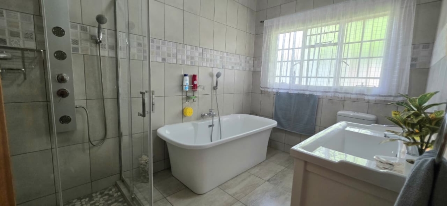4 Bedroom Property for Sale in Jan Cillierspark Free State